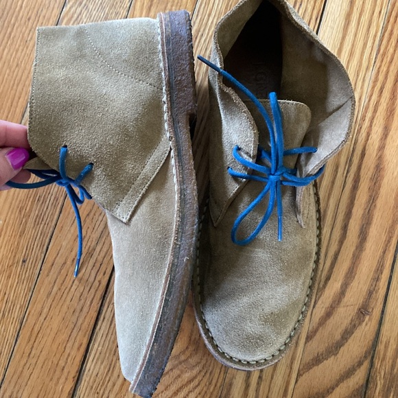 Gently used j. Crew leather shoes size 8 - Picture 2 of 4
